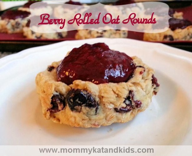 easy breakfast berry rolled oat rounds recipe