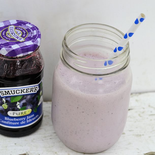 smuckers blueberry milkshake