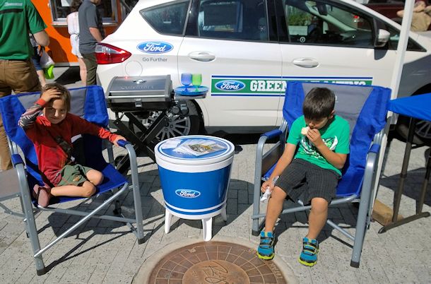 boys tailgating ford c-max