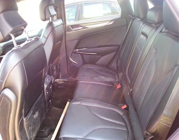 lincoln mkc  back seat