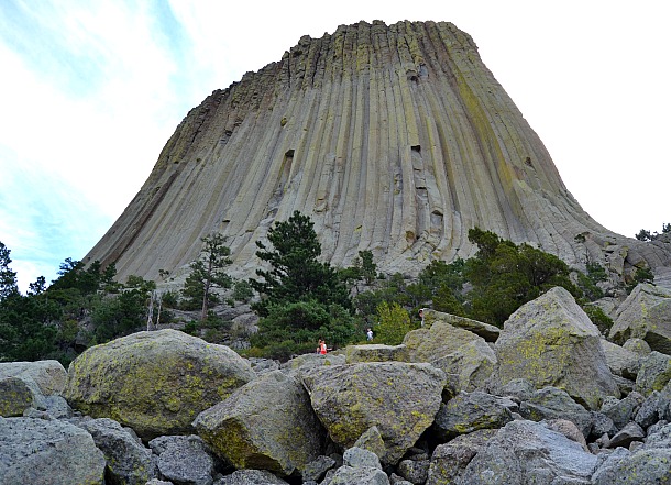 devil's tower with kids at top