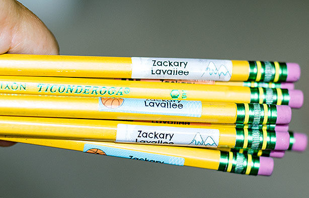 stick2me-labels-on-pencils