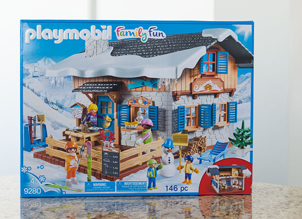 playmobil-ski-lodge-box