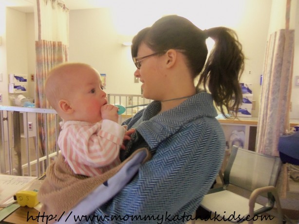 mom and baby with teethease necklace