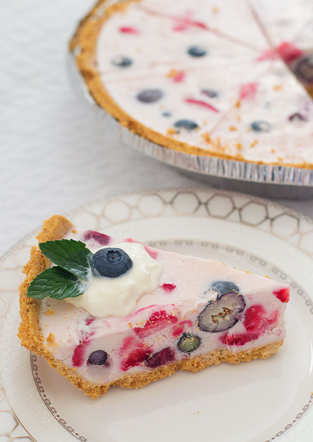 frozen-berry-cream-pie-on-plate