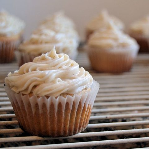 chai cupcake with cream cheese frosting