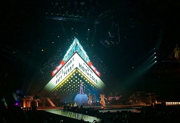 katy perry prismatic world tour kitty purry