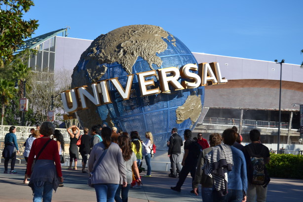 universal globe