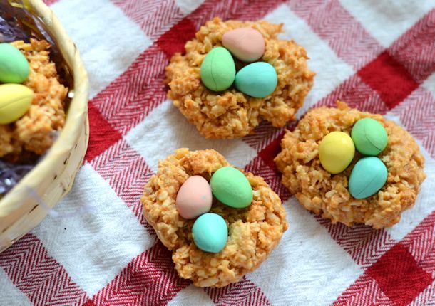 butterscotch macaroon nests