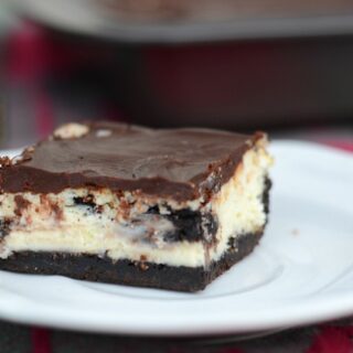 Cookies and Cream Cheesecake