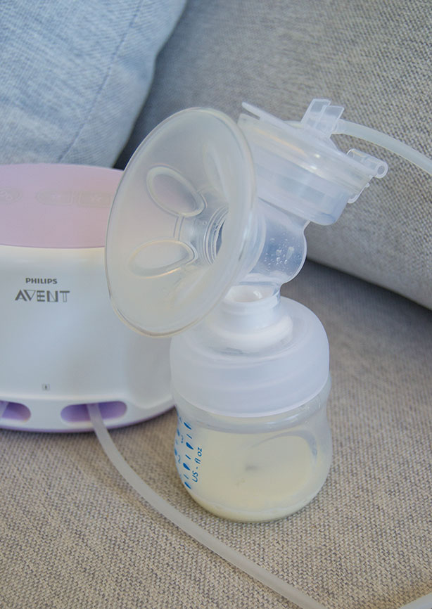 philips-avent-electric-breast-pump-couch