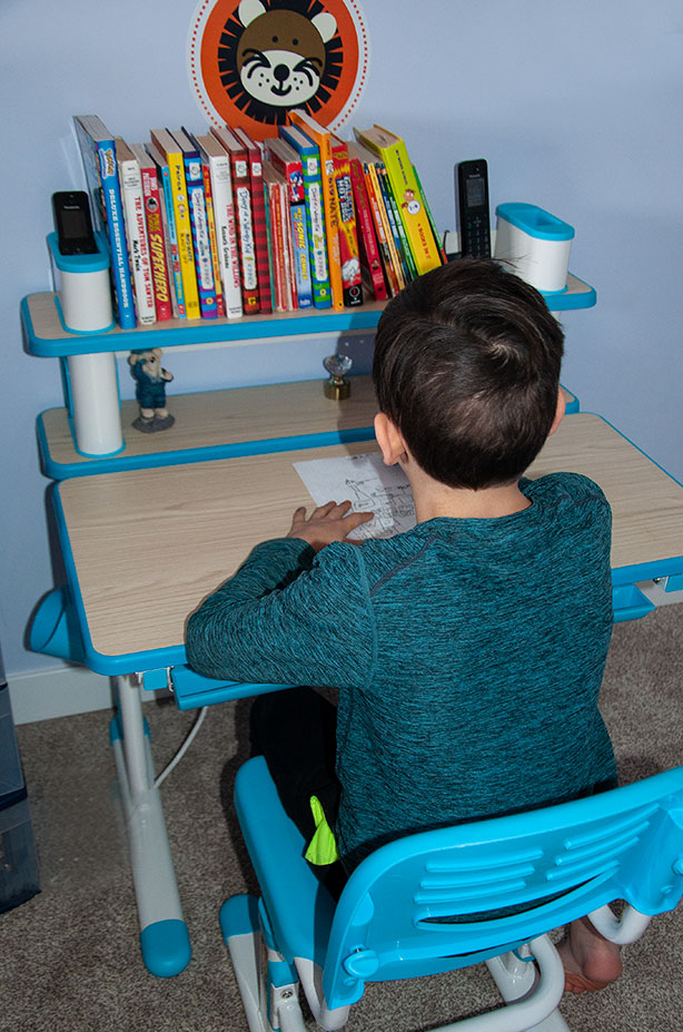 childrens desk canada