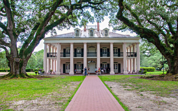 oak-alley-plantations-of-new-orleans-great-house
