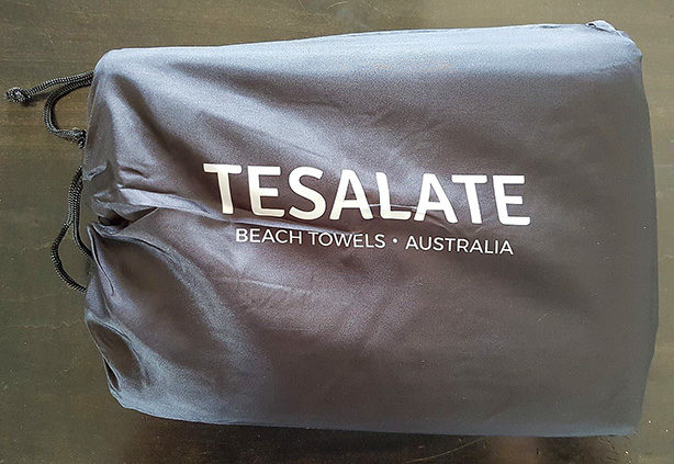 tesalate-beach-towel-carrying-bag
