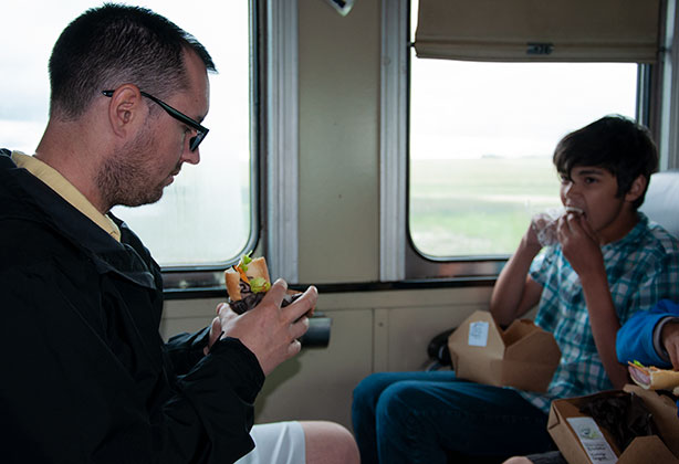 wheatland-express-box-lunch-on-the-train