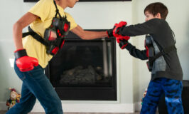 boys-using-boxing-battle-set