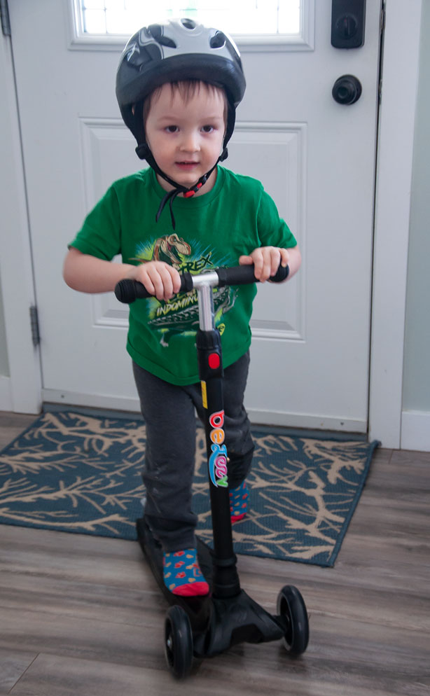 boy-on-beleev-scooter