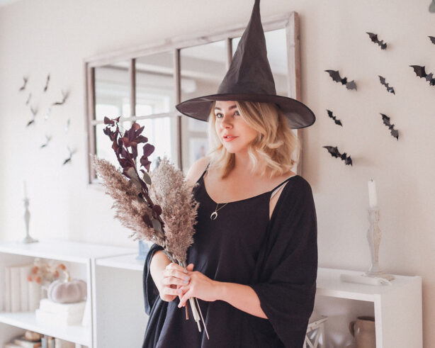 witch-costume
