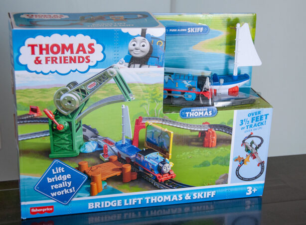 thomas-and-friendly-bridge-lift-thomas