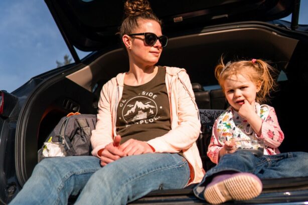 mom and daughter in car