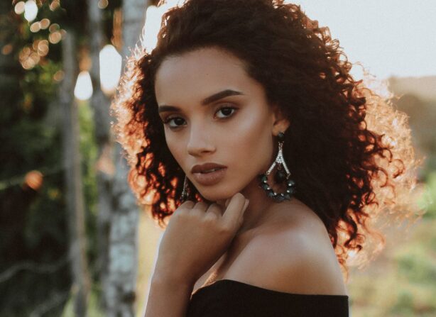 woman with black diamond earrings