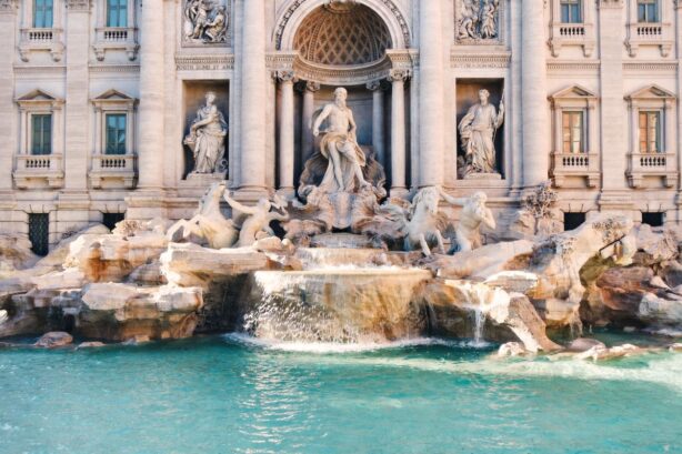 trevi fountain rome italy