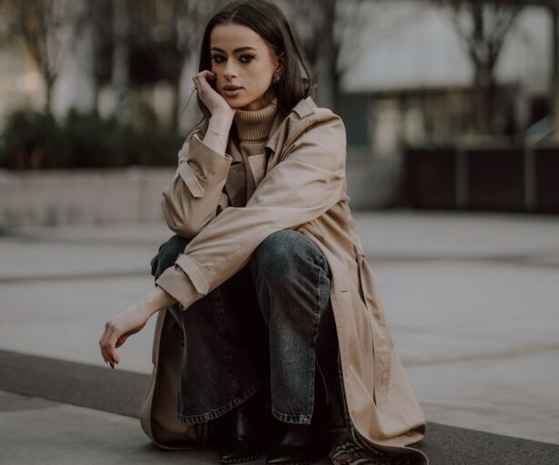 woman in baggy black jeans
